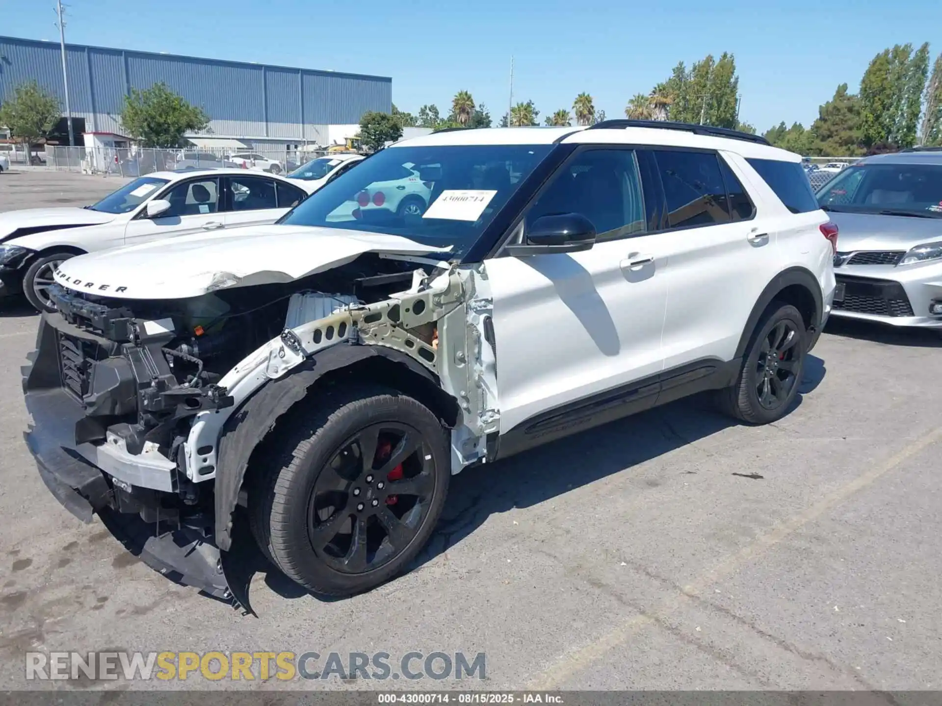 2 fotografías del automóvil dañado 1FM5K8GC7RGA79147 FORD EXPLORER 2024