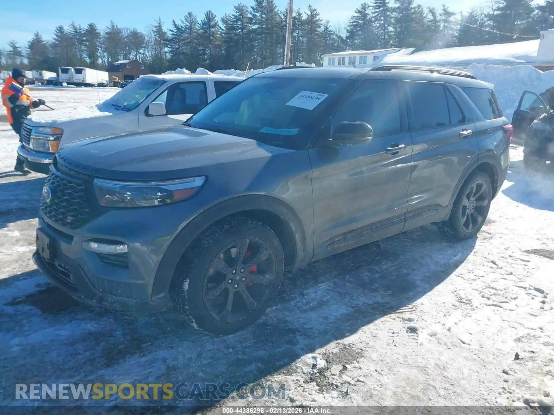 2 Photograph of a damaged car 1FM5K8GC8RGA72000 FORD EXPLORER 2024