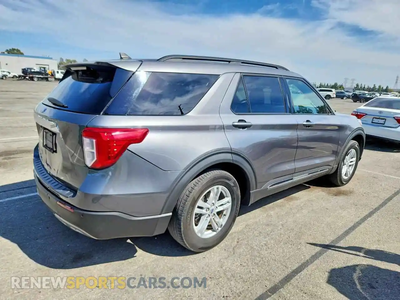 3 Фотография поврежденного автомобиля 1FMSK7DH1RGA56038 FORD EXPLORER 2024