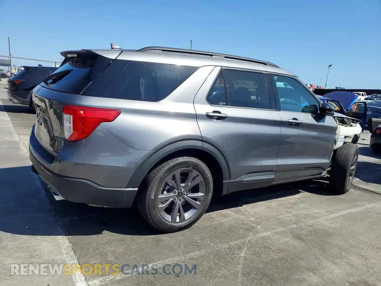 3 Фотография поврежденного автомобиля 1FMSK7DH2RGA17538 FORD EXPLORER 2024