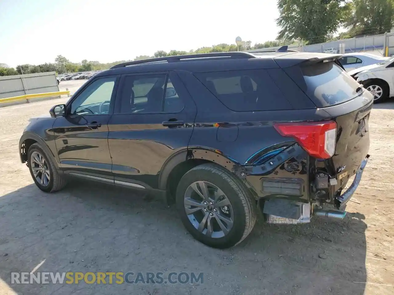 2 Photograph of a damaged car 1FMSK7DH9RGA32814 FORD EXPLORER 2024