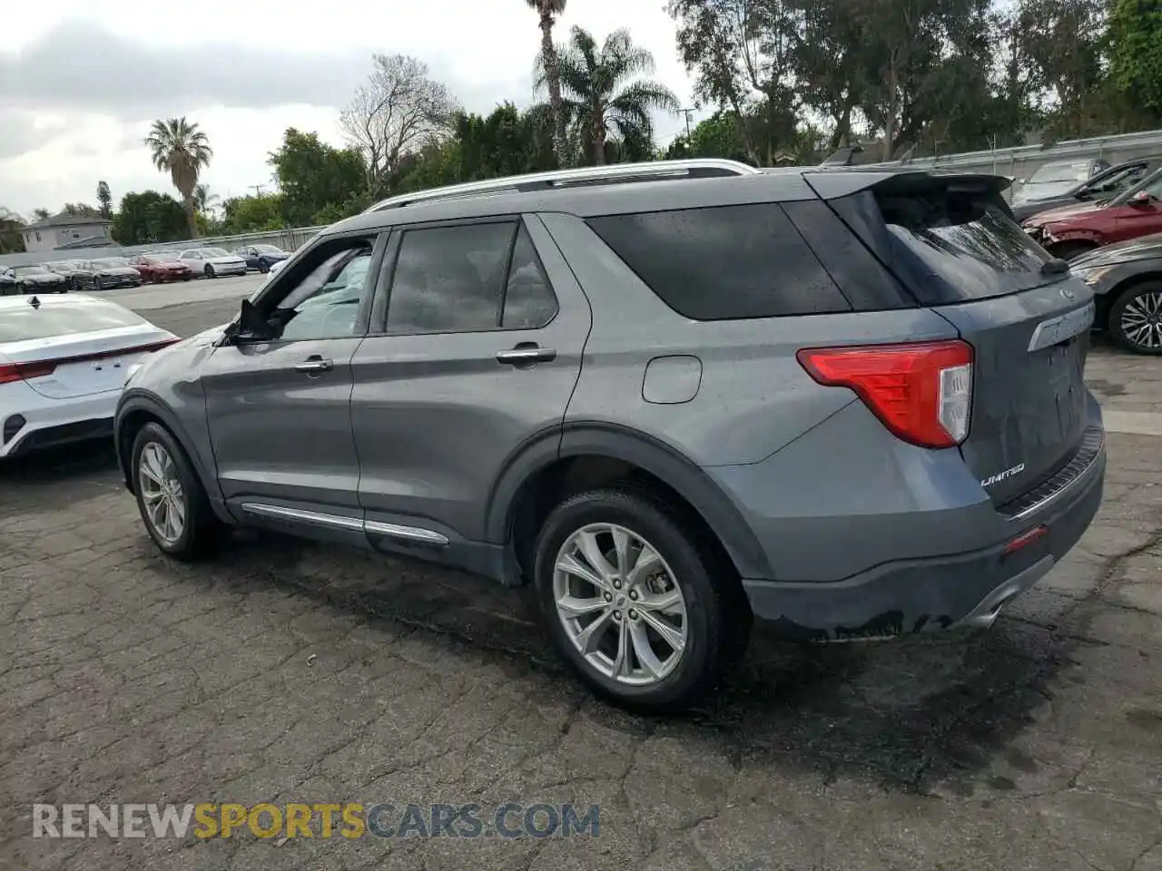 2 fotografías del automóvil dañado 1FMSK7FH9RGA05304 FORD EXPLORER 2024