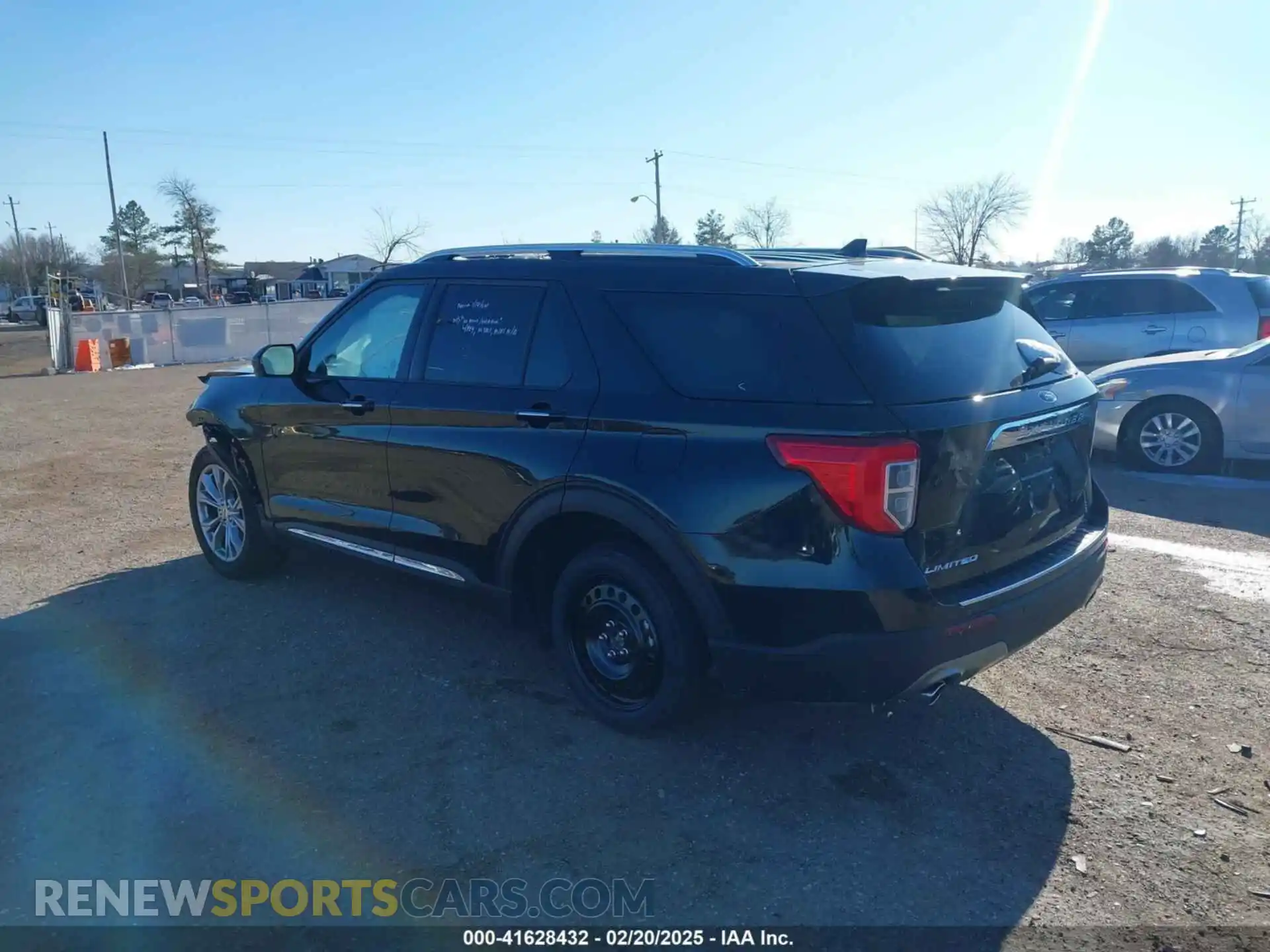 3 Photograph of a damaged car 1FMSK7FHXRGA24749 FORD EXPLORER 2024