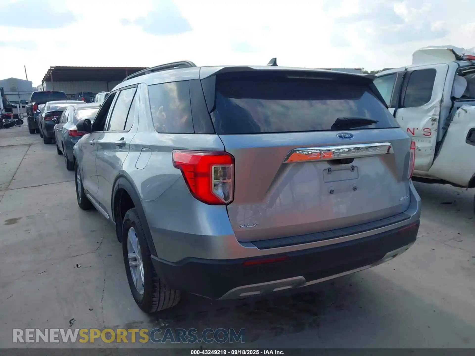 3 Photograph of a damaged car 1FMSK8DH8RGA30882 FORD EXPLORER 2024