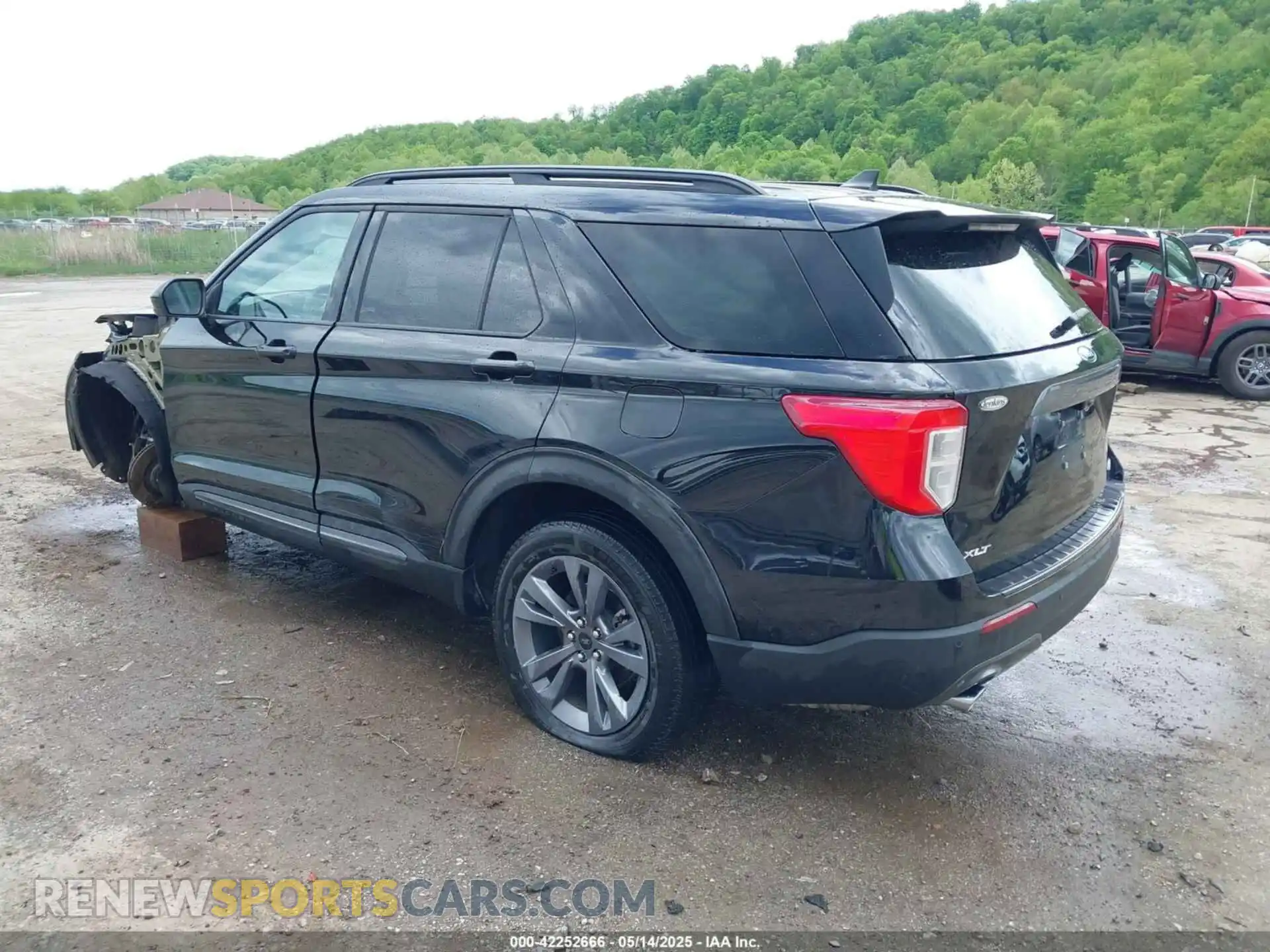 3 Photograph of a damaged car 1FMSK8DHXRGA34092 FORD EXPLORER 2024