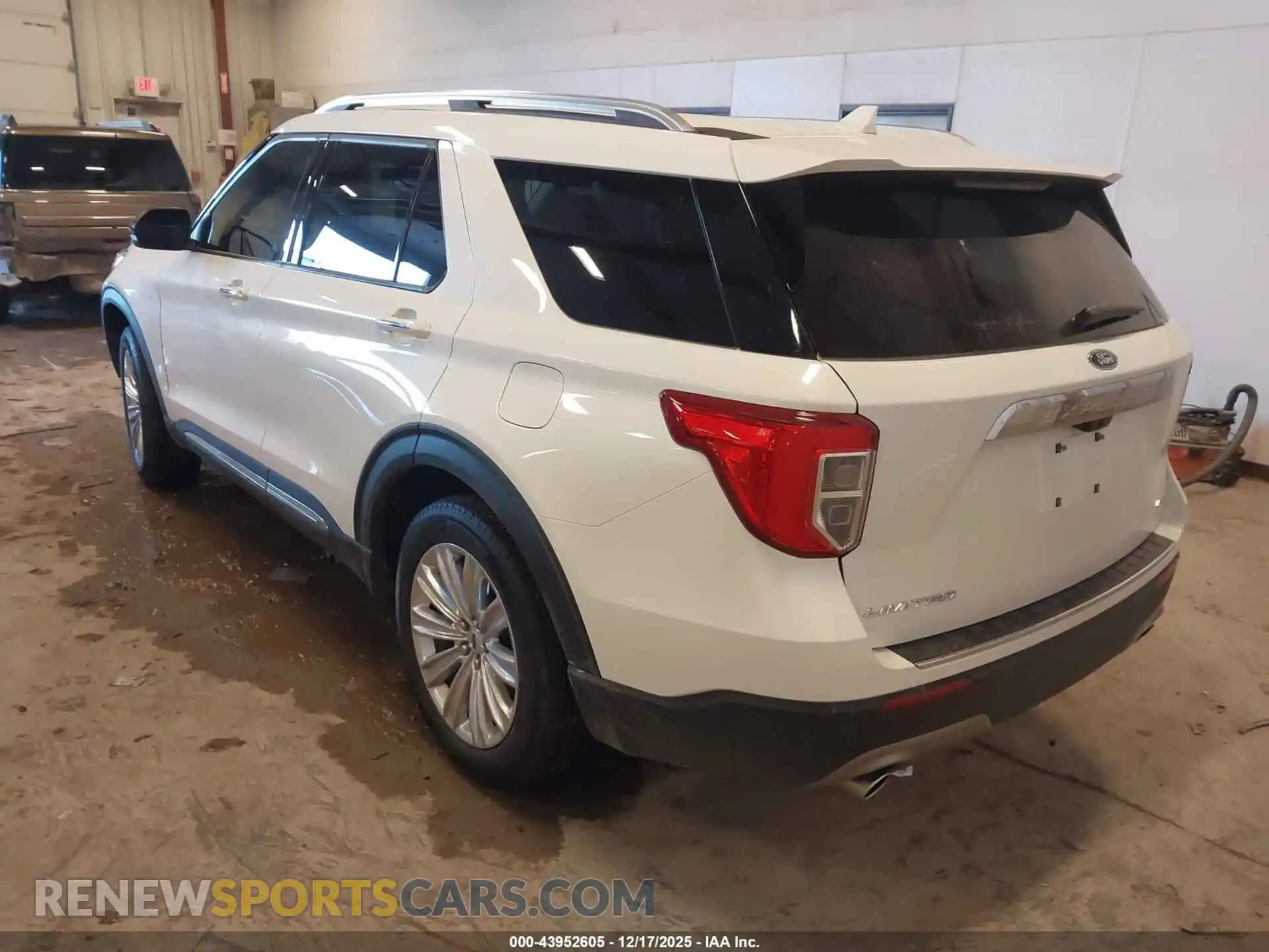 3 Photograph of a damaged car 1FMSK8FH9RGA89209 FORD EXPLORER 2024