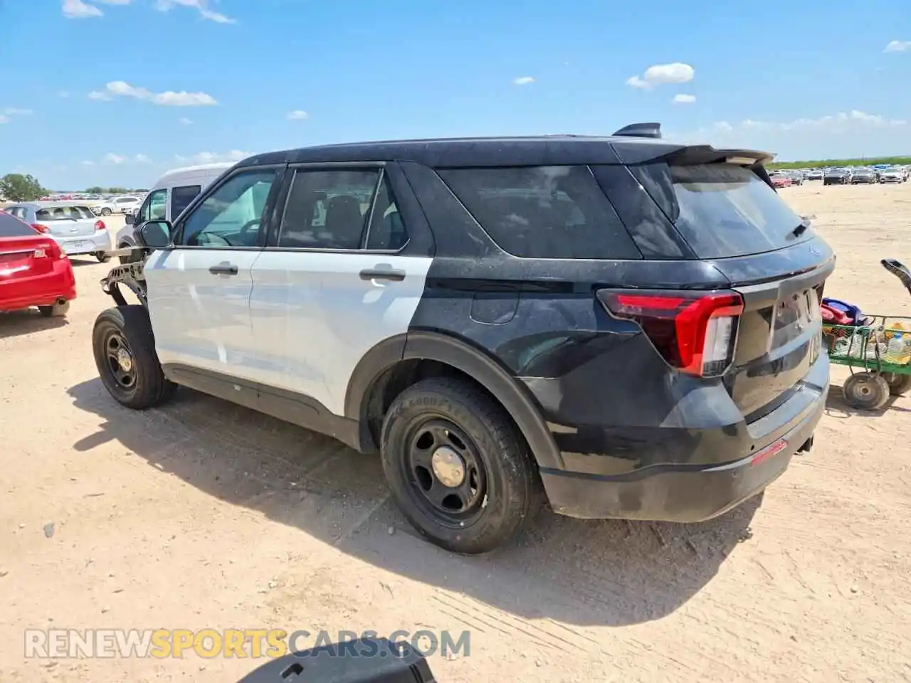 2 fotografías del automóvil dañado 1FM5K8AB5SGB88390 FORD EXPLORER 2025