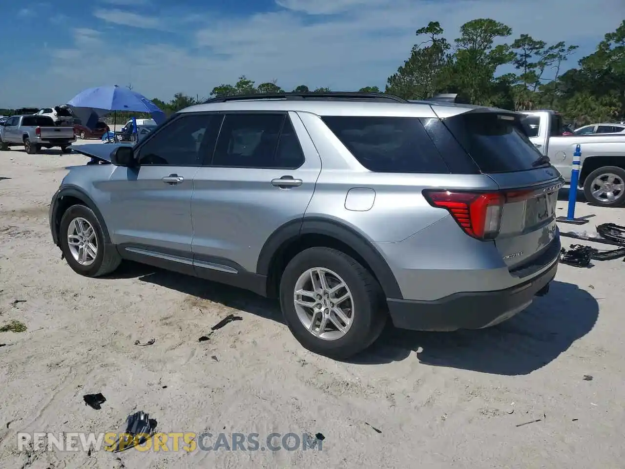 2 fotografías del automóvil dañado 1FMUK7DH3SGA81344 FORD EXPLORER 2025
