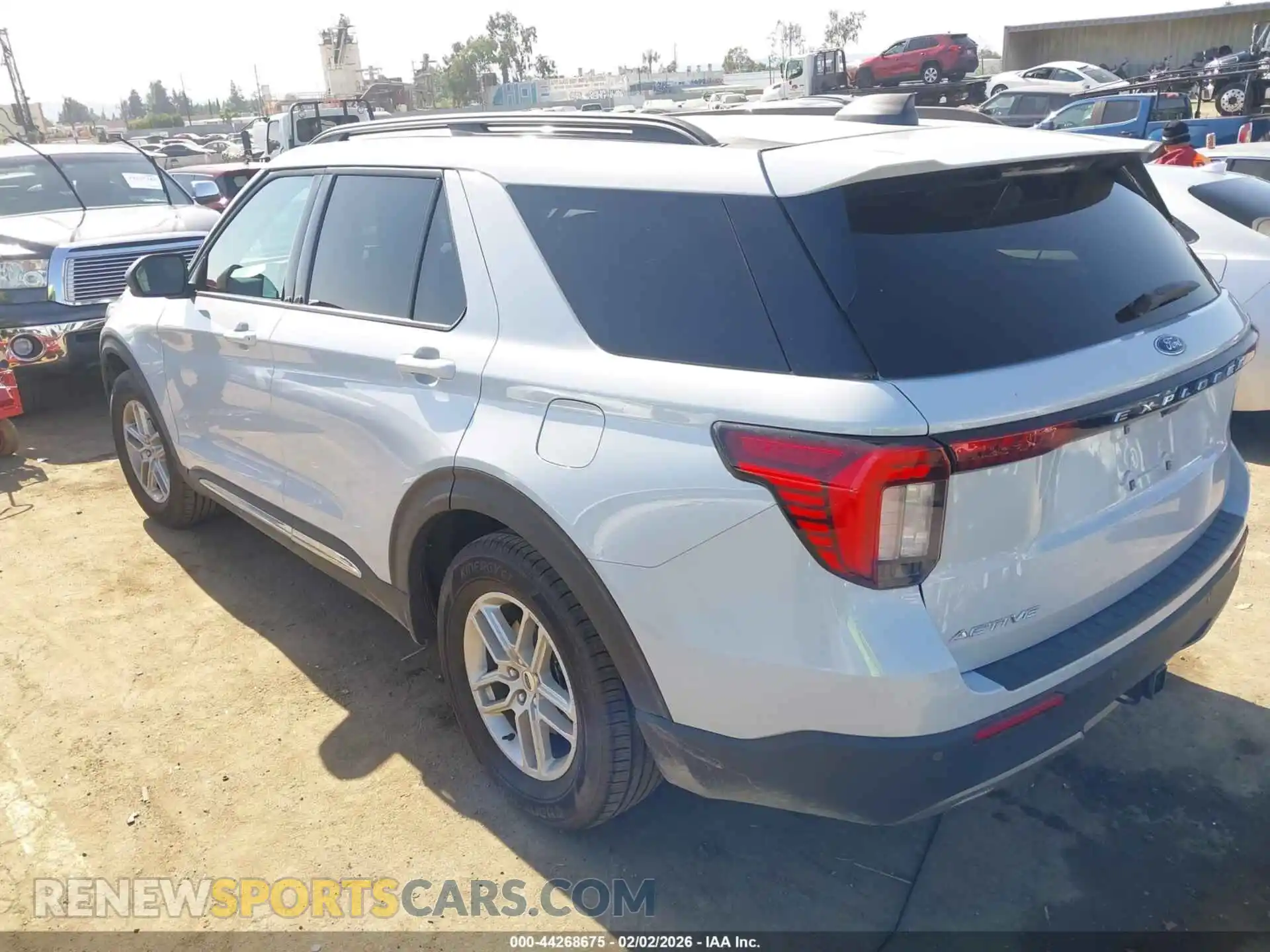 3 fotografías del automóvil dañado 1FMUK7DH3SGC64520 FORD EXPLORER 2025