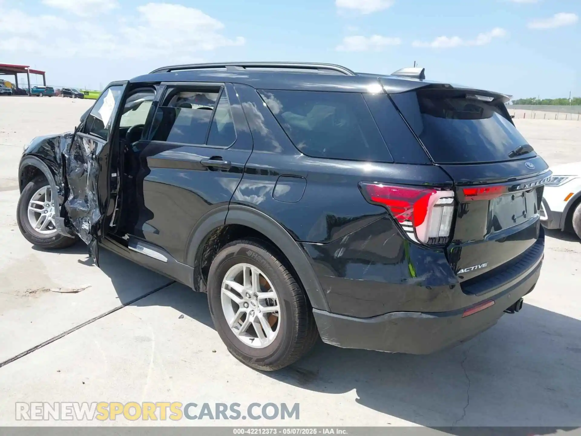 3 Photograph of a damaged car 1FMUK7DH4SGA60289 FORD EXPLORER 2025