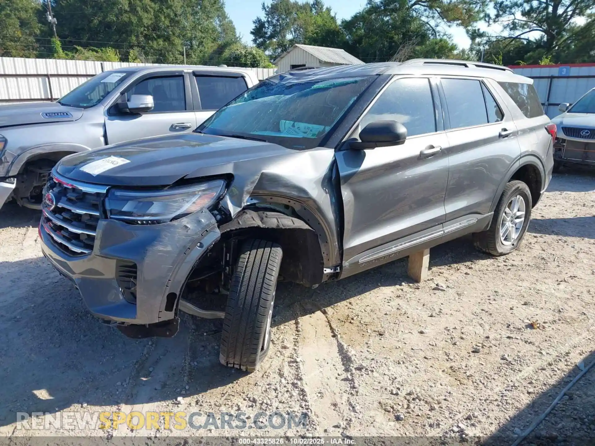 2 fotografías del automóvil dañado 1FMUK7DH6SGC35092 FORD EXPLORER 2025