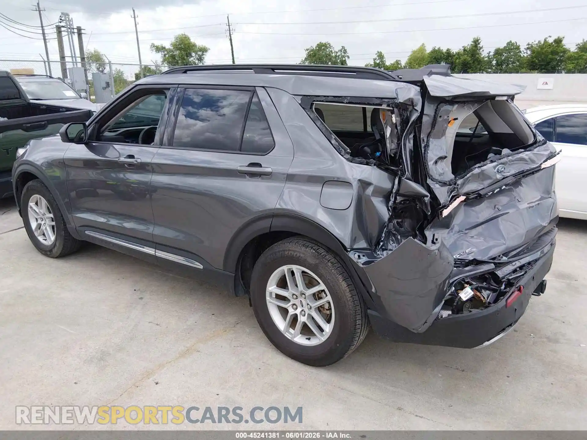 3 Photograph of a damaged car 1FMUK7DH9SGA23027 FORD EXPLORER 2025