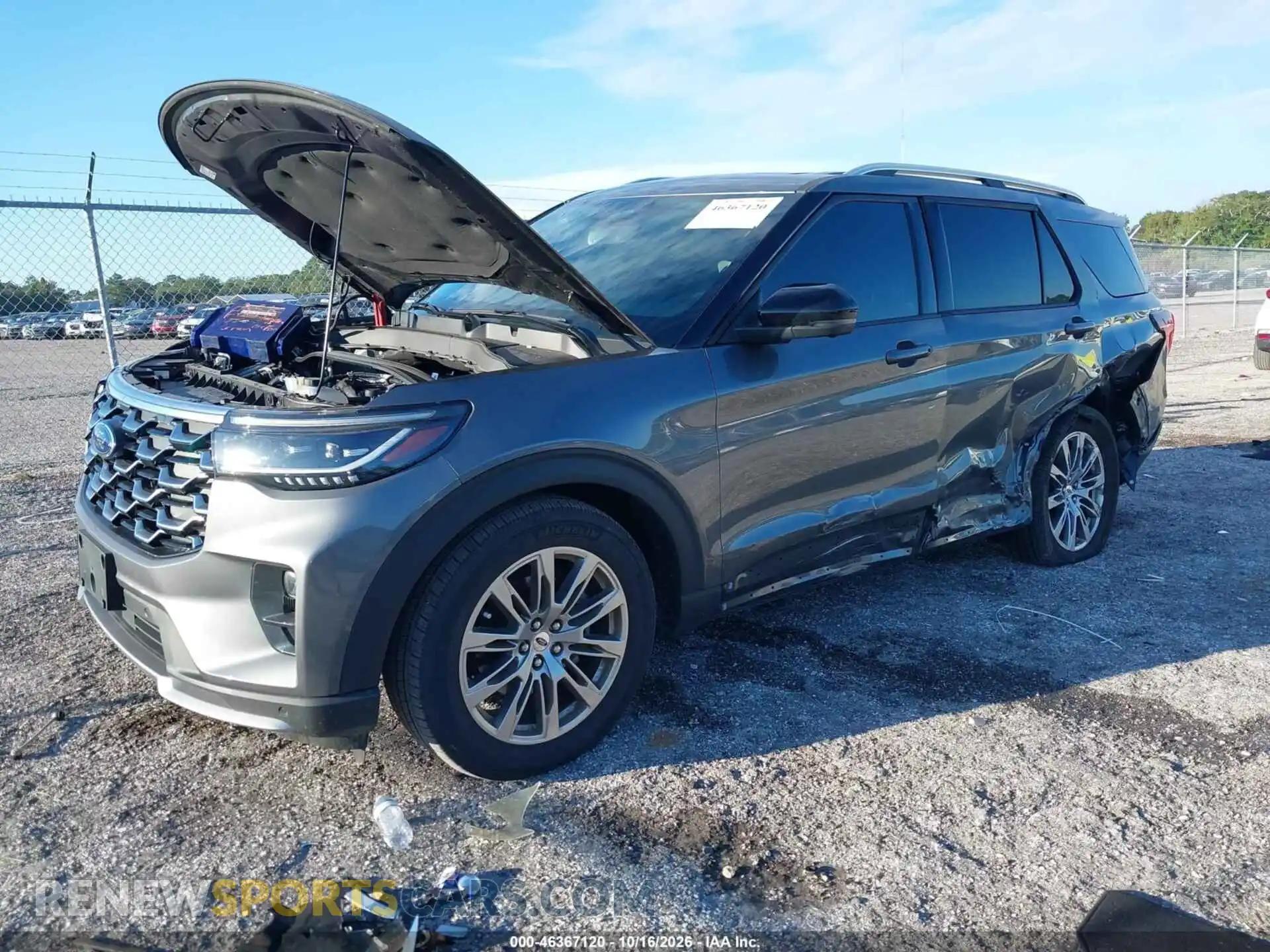 2 fotografías del automóvil dañado 1FMUK7HH0SGC63500 FORD EXPLORER 2025