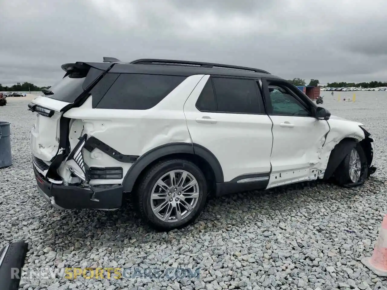 3 Photograph of a damaged car 1FMUK7HH8SGA05659 FORD EXPLORER 2025