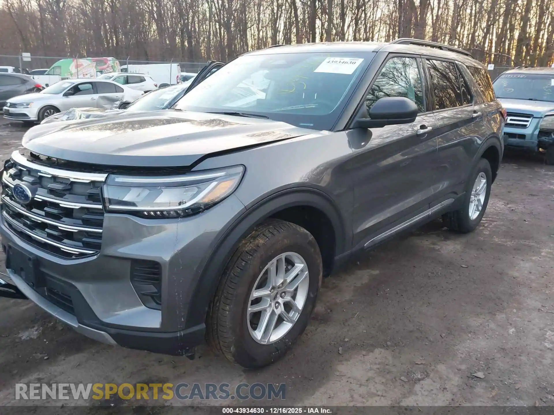 2 Photograph of a damaged car 1FMUK8DHXSGC78985 FORD EXPLORER 2025