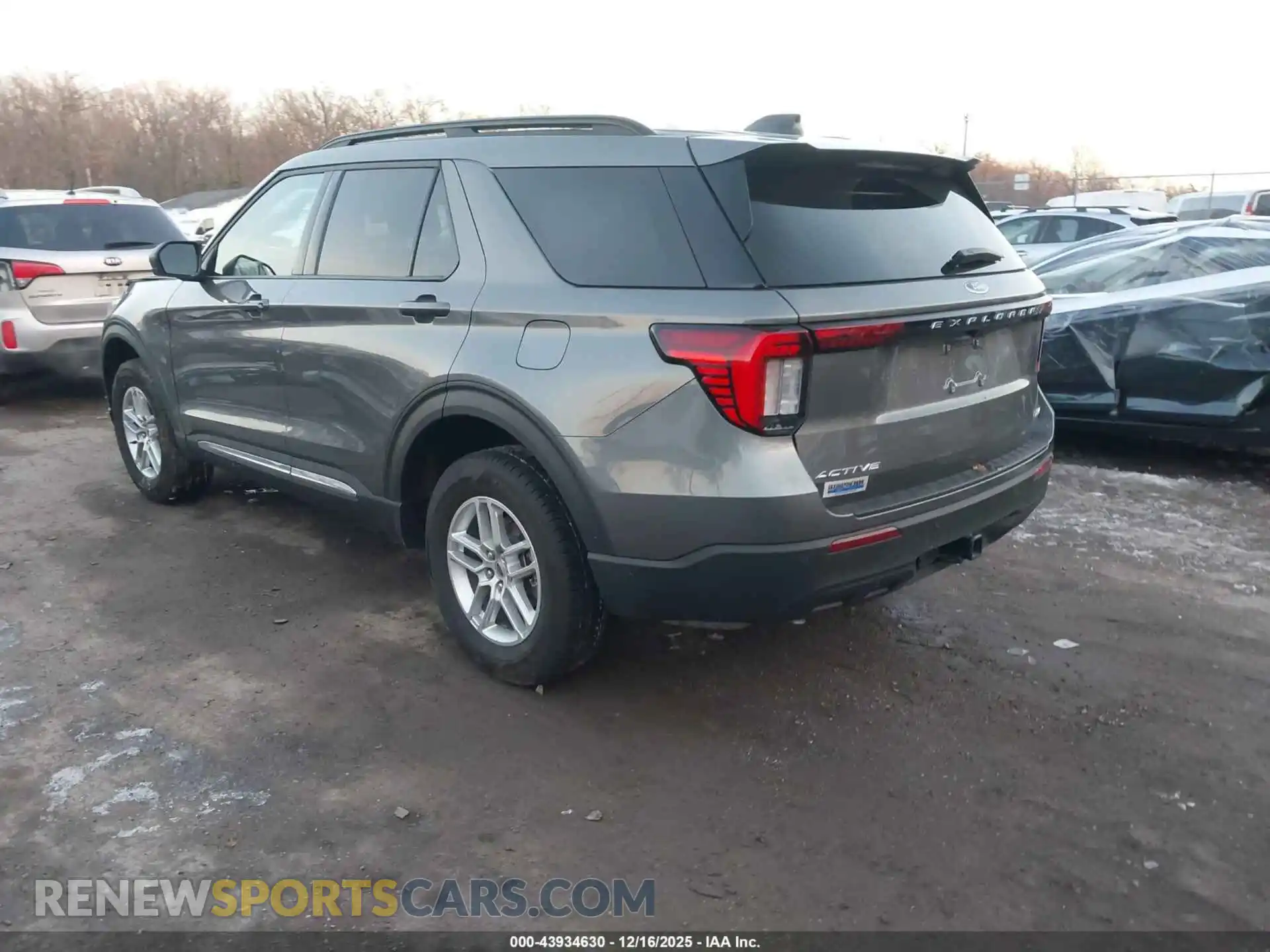 3 Photograph of a damaged car 1FMUK8DHXSGC78985 FORD EXPLORER 2025