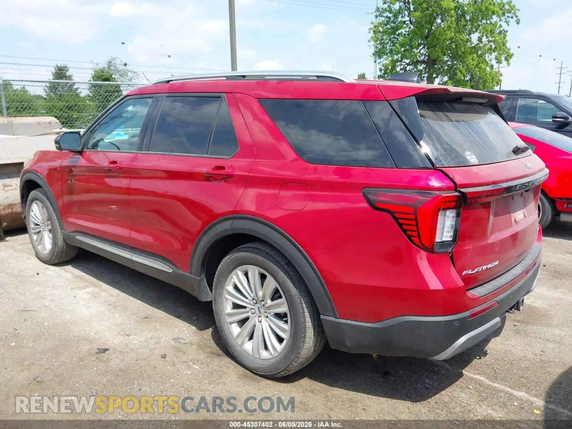 3 Photograph of a damaged car 1FMUK8HH5SGA70989 FORD EXPLORER 2025