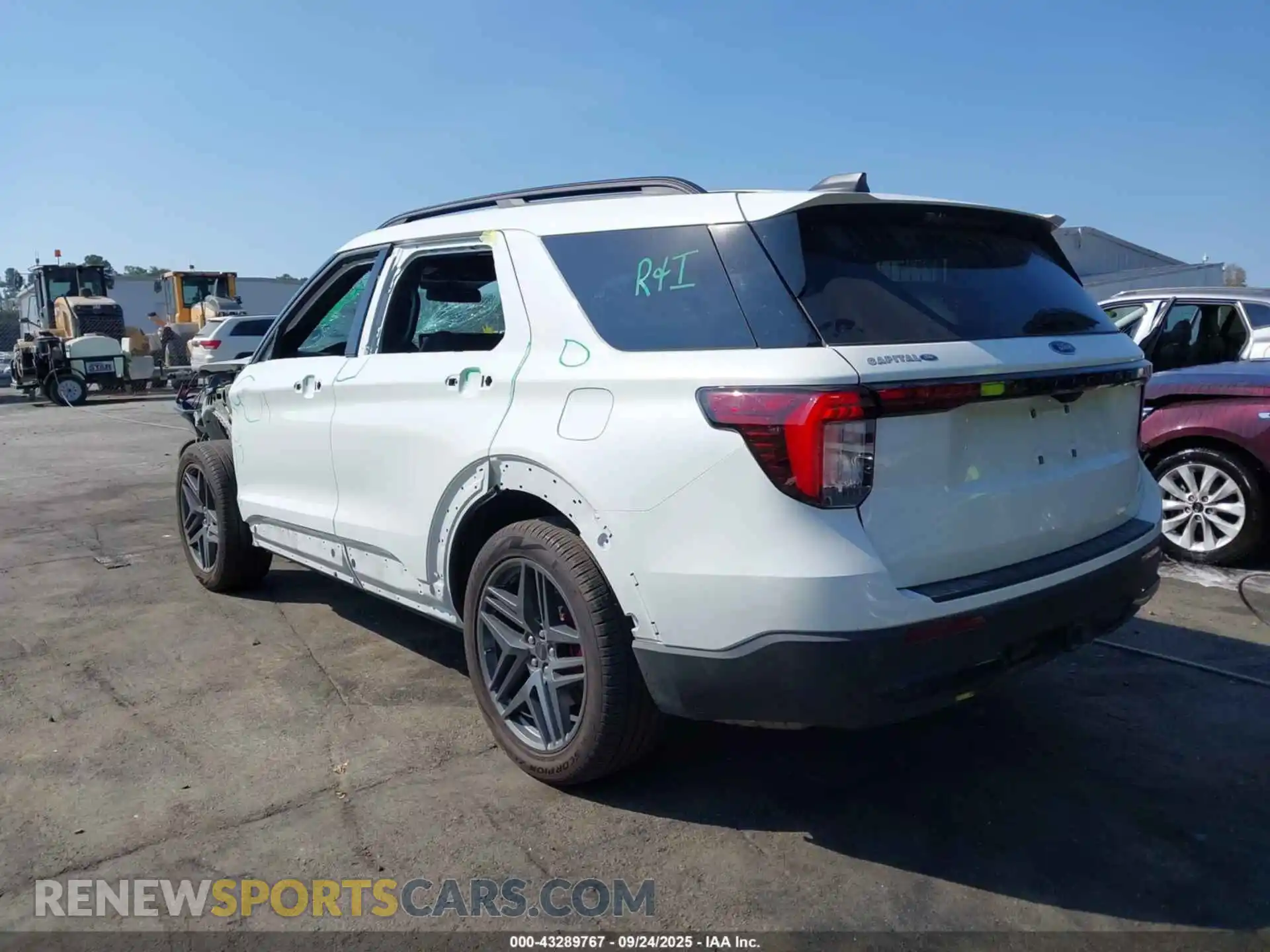 3 Photograph of a damaged car 1FMUK8KH5SGA58477 FORD EXPLORER 2025