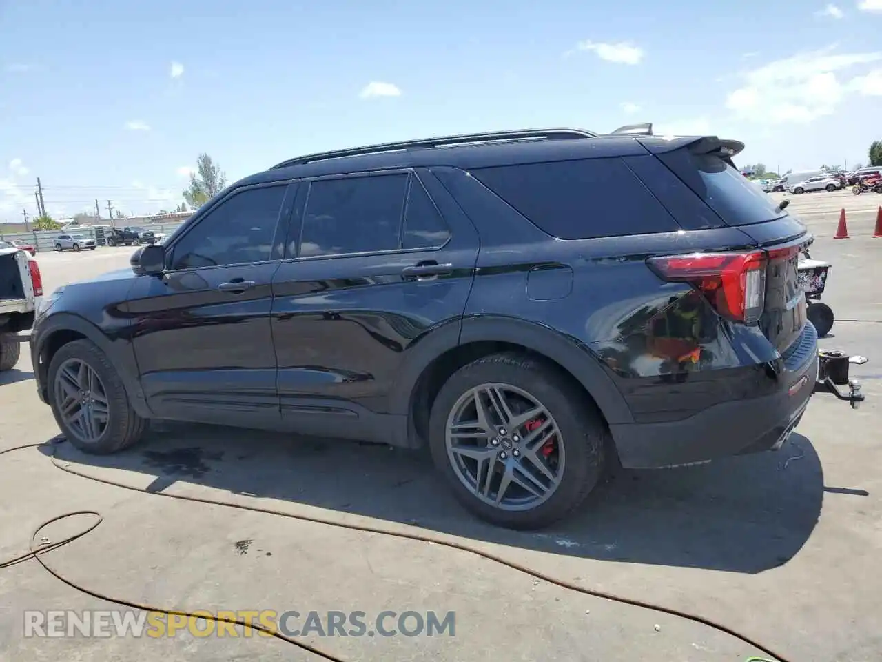 2 Photograph of a damaged car 1FMWK7GC5SGB15339 FORD EXPLORER 2025
