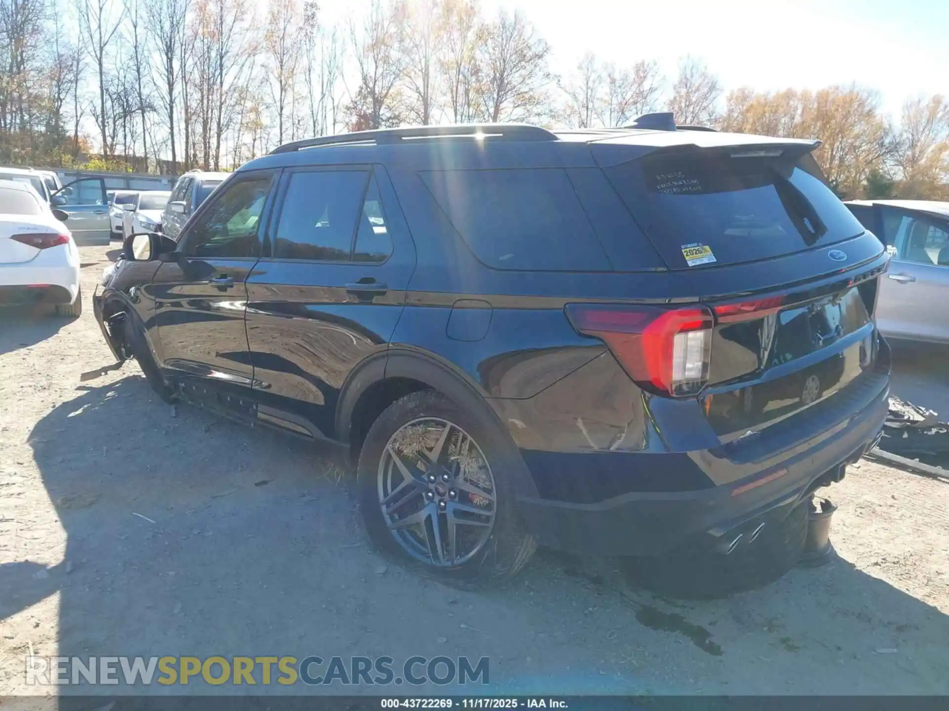 3 Photograph of a damaged car 1FMWK8GC3SGA10627 FORD EXPLORER 2025