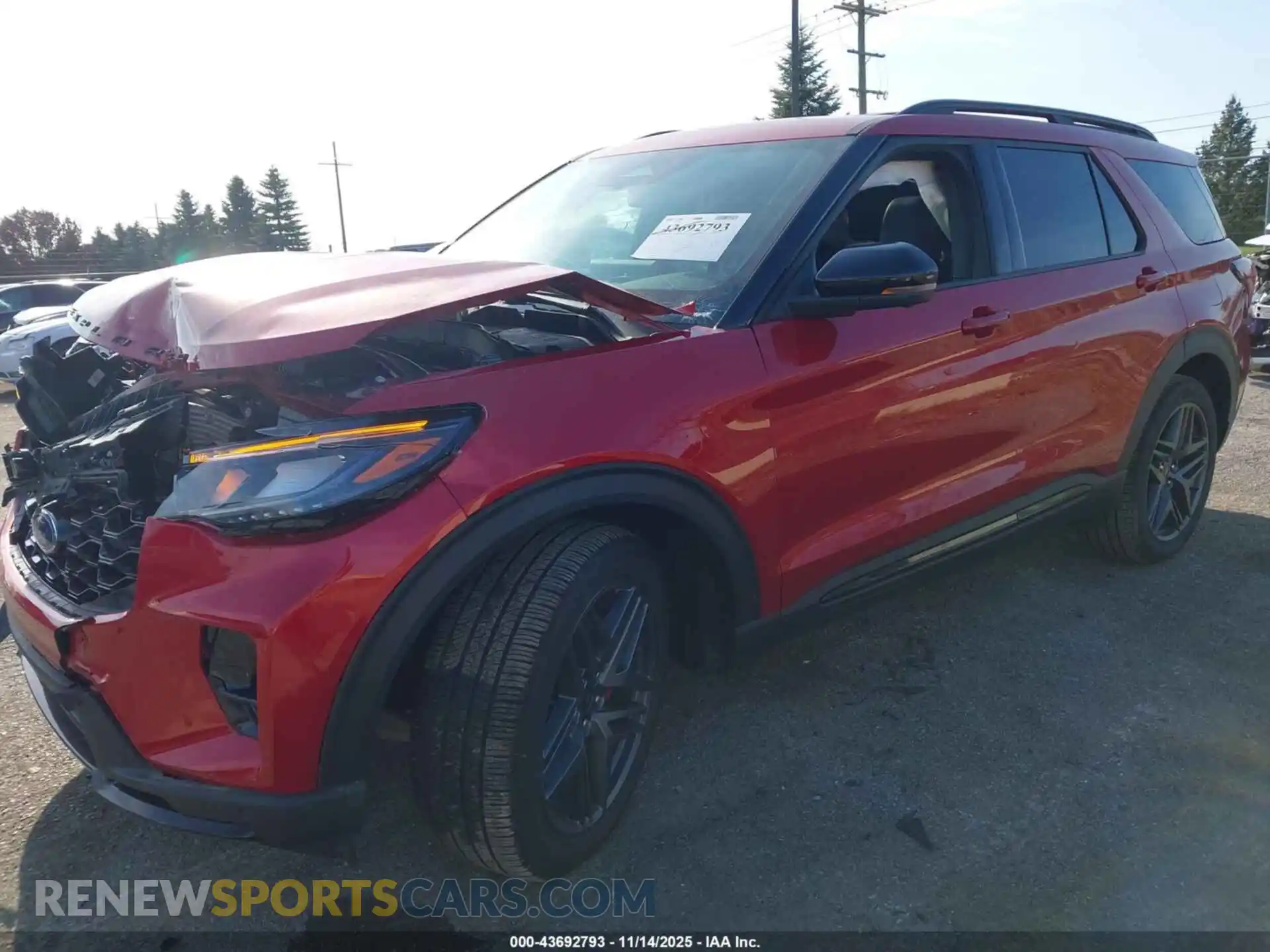 2 fotografías del automóvil dañado 1FMWK8GC4SGA67774 FORD EXPLORER 2025