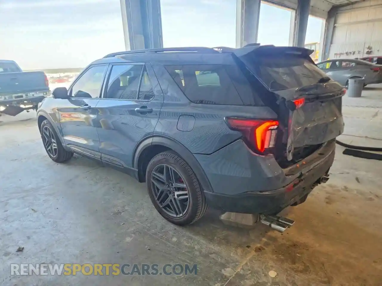 2 Photograph of a damaged car 1FMWK8GC4SGA82050 FORD EXPLORER 2025