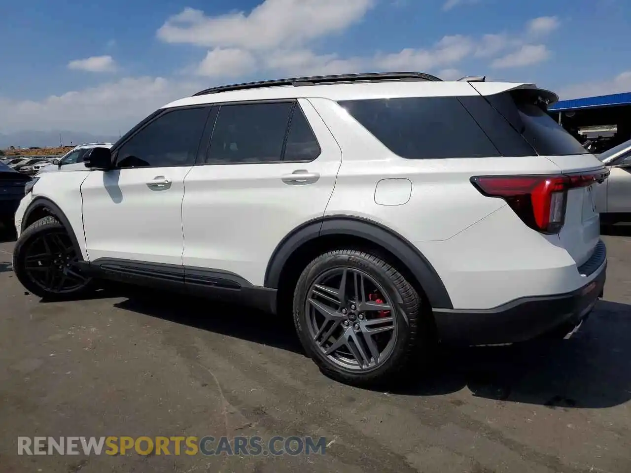 2 fotografías del automóvil dañado 1FMWK8GC6SGC87269 FORD EXPLORER 2025