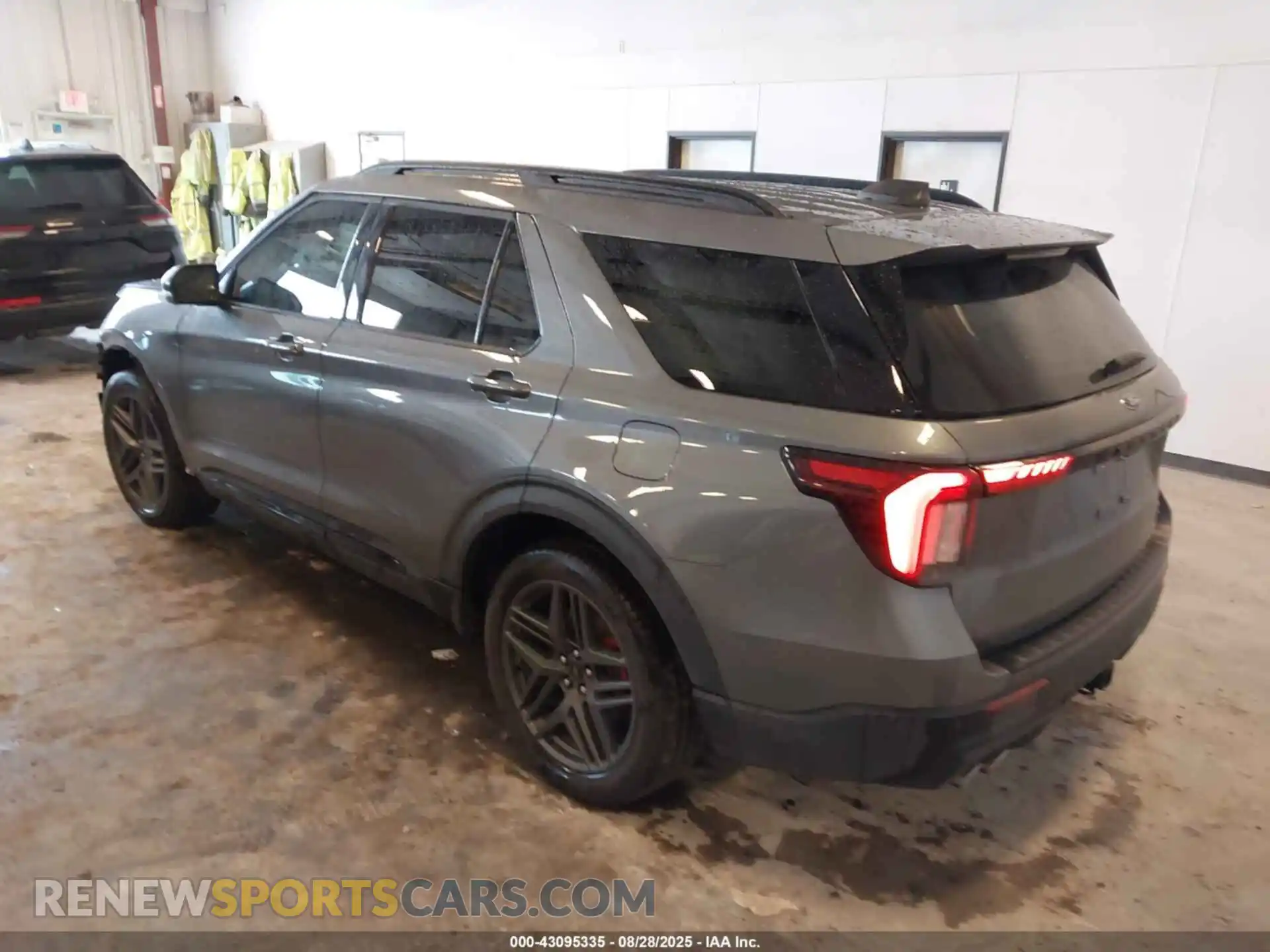 3 Photograph of a damaged car 1FMWK8GCXSGA03321 FORD EXPLORER 2025