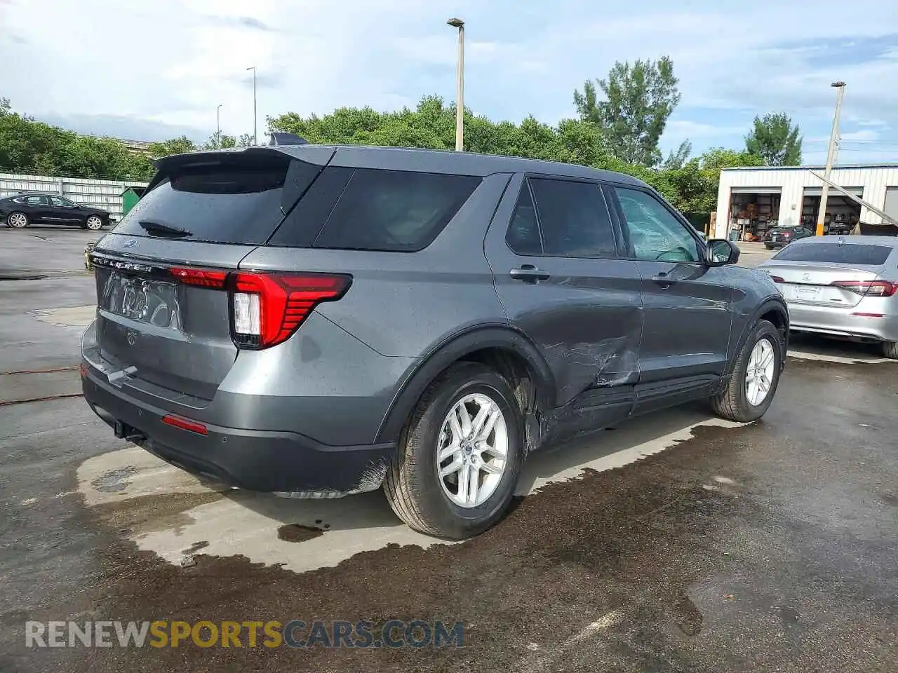 3 Photograph of a damaged car 1FMUK7DH4TGA77451 FORD EXPLORER 2026