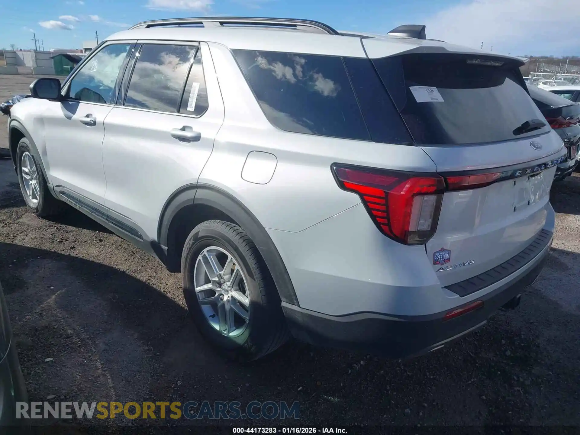 3 Photograph of a damaged car 1FMUK7DH5TGA09725 FORD EXPLORER 2026