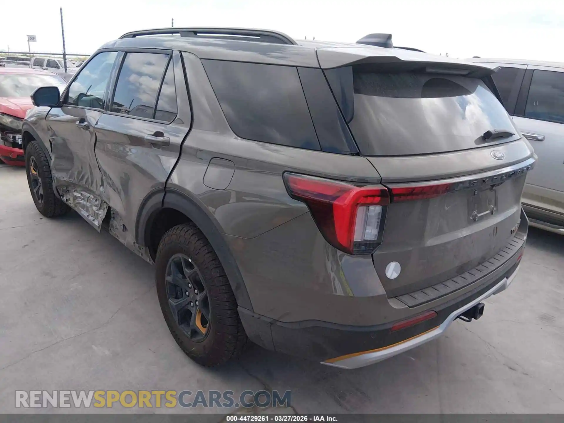 3 Photograph of a damaged car 1FMUK8JHXTGA42715 FORD EXPLORER 2026