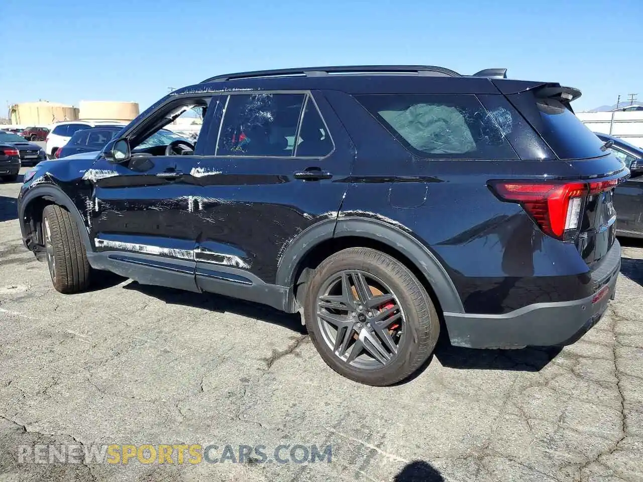 2 Фотография поврежденного автомобиля 1FMUK8KH0TGA78315 FORD EXPLORER 2026