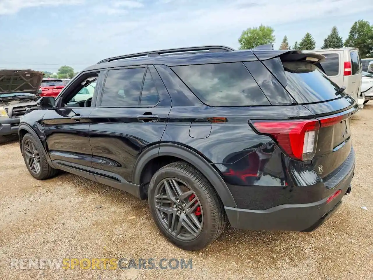 2 Фотография поврежденного автомобиля 1FMUK8KH8TGA05631 FORD EXPLORER 2026