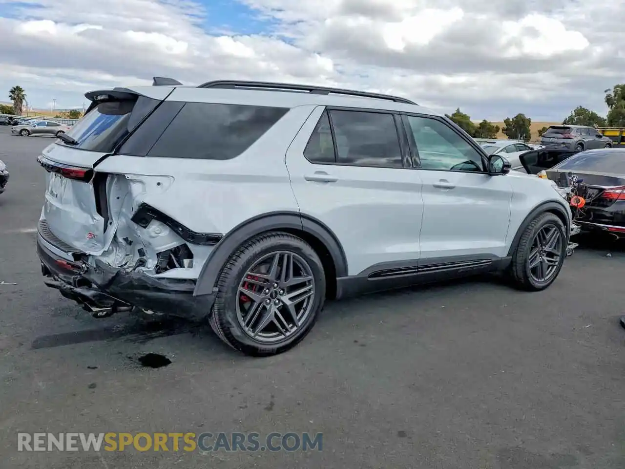 3 Photograph of a damaged car 1FMWK8GC8TGA85549 FORD EXPLORER 2026