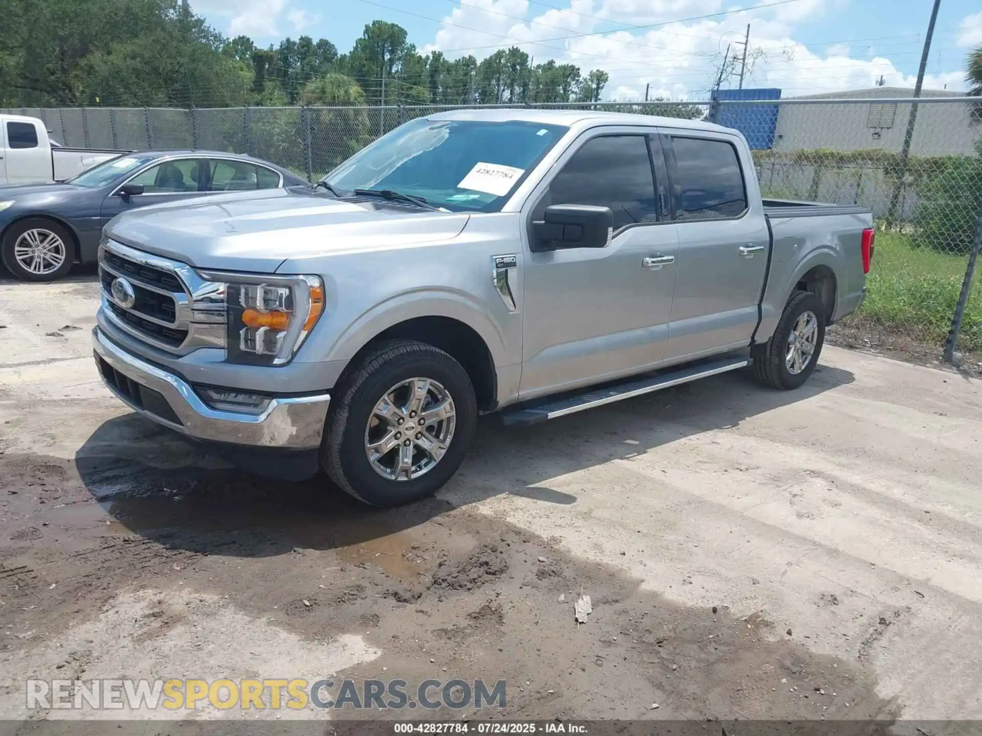2 Photograph of a damaged car 1FTEW1CP5MFC59461 FORD F-150 2021