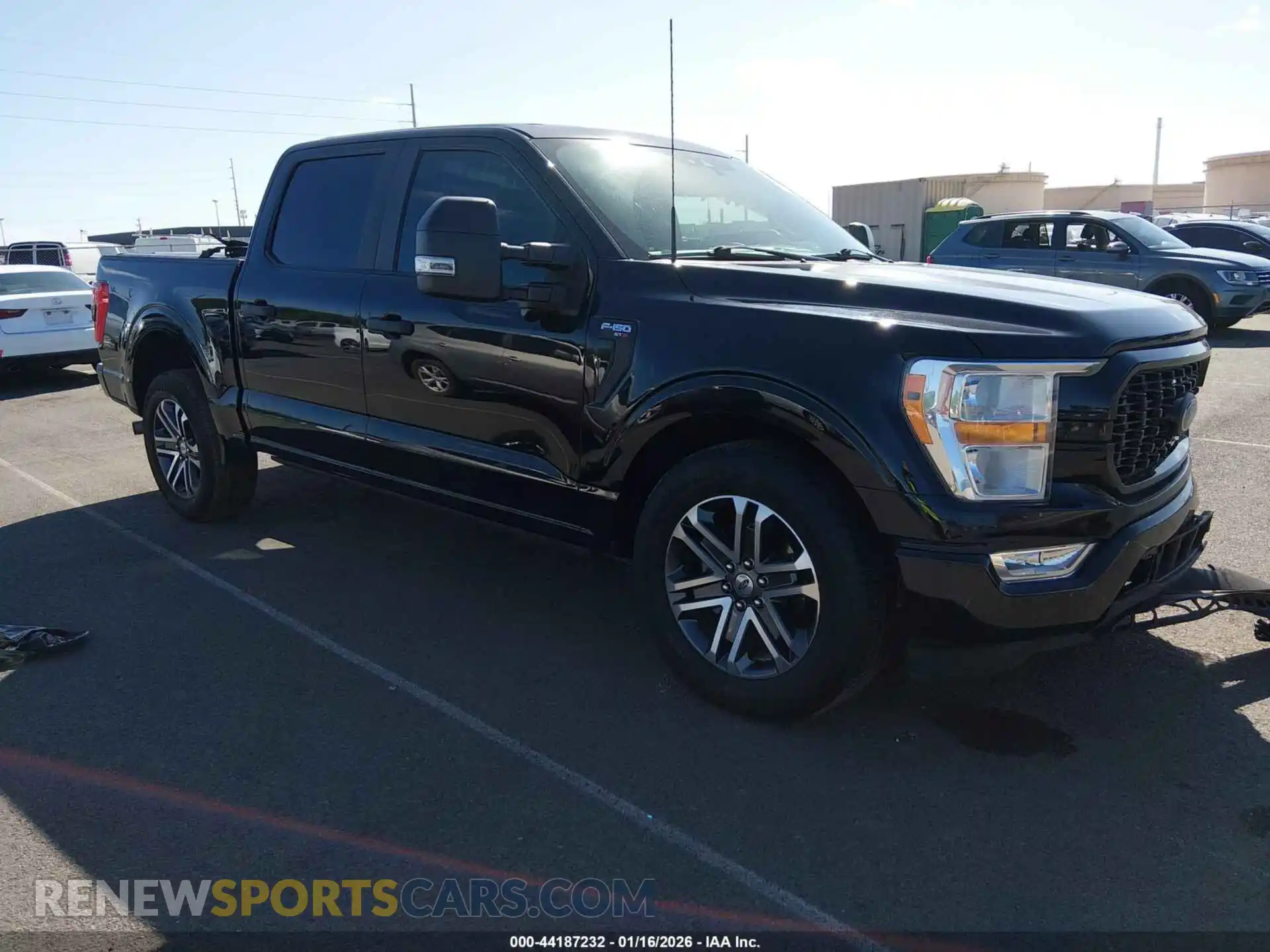 1 Photograph of a damaged car 1FTEW1CPXMFC51064 FORD F-150 2021
