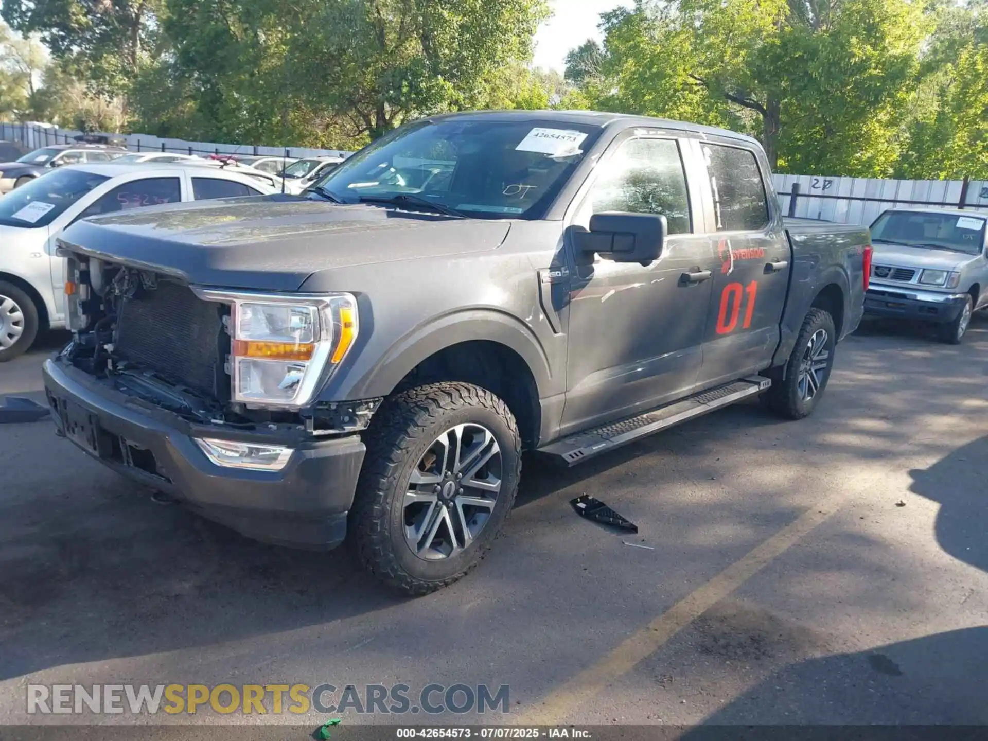 2 Photograph of a damaged car 1FTEW1EP2MFC31694 FORD F-150 2021