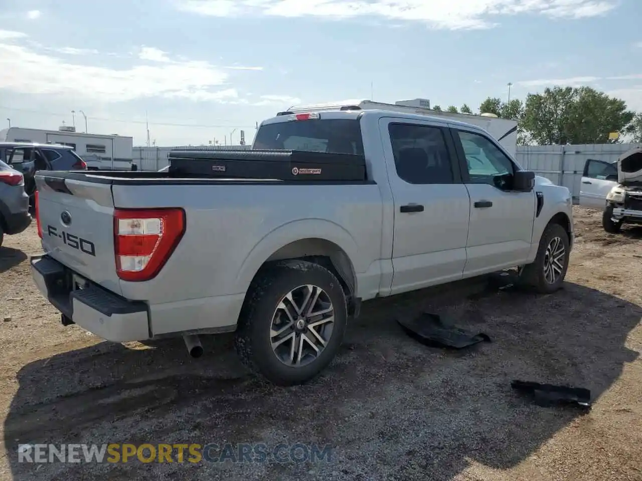 3 Photograph of a damaged car 1FTEW1EP2MKD08085 FORD F-150 2021