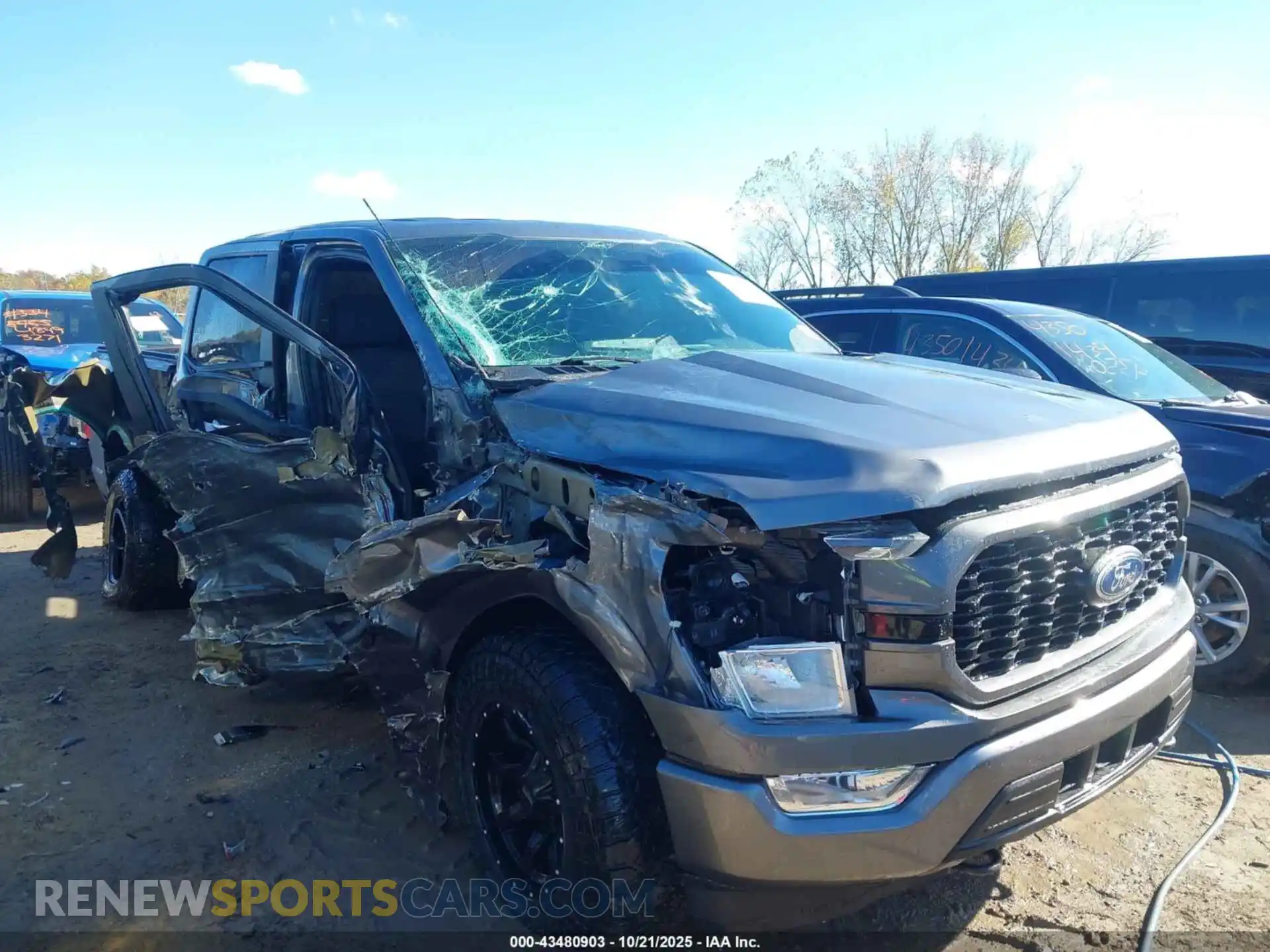 1 Photograph of a damaged car 1FTEW1EPXMFC02041 FORD F-150 2021
