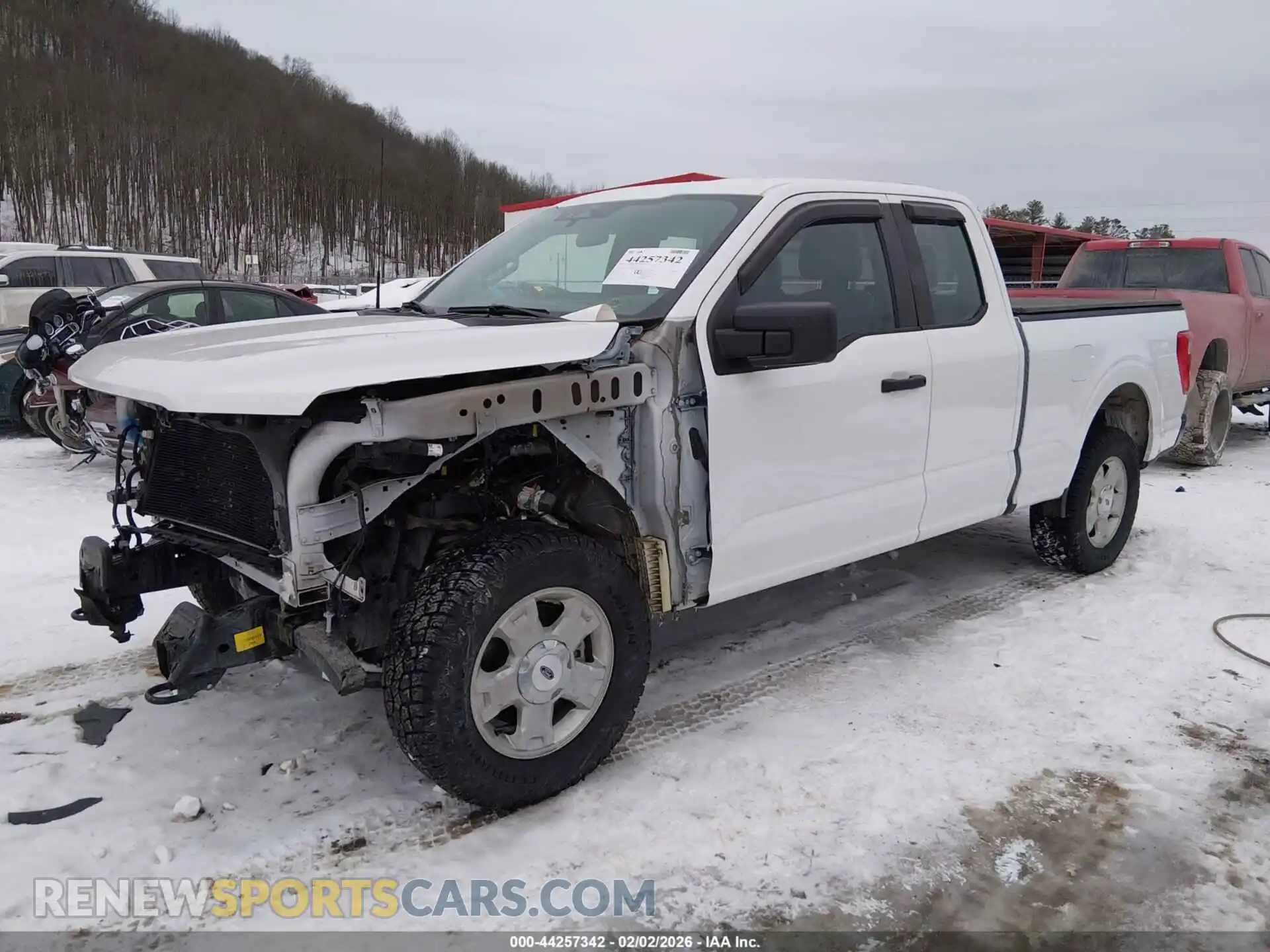 2 Photograph of a damaged car 1FTFX1E57MFD10987 FORD F-150 2021