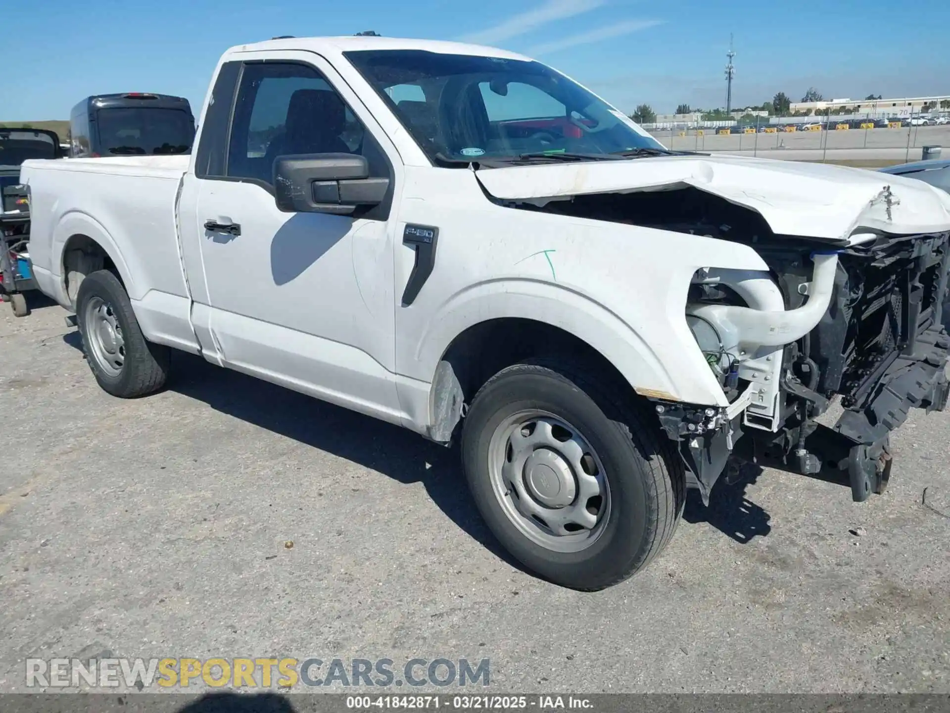 1 Photograph of a damaged car 1FTMF1CBXMKE33693 FORD F-150 2021
