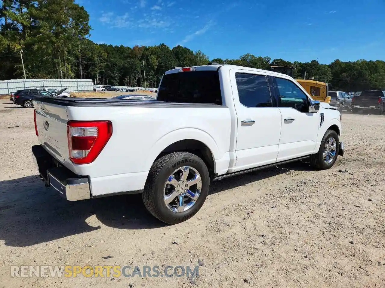 3 fotografías del automóvil dañado 1FTEW1C55MFA97975 FORD F150 2021