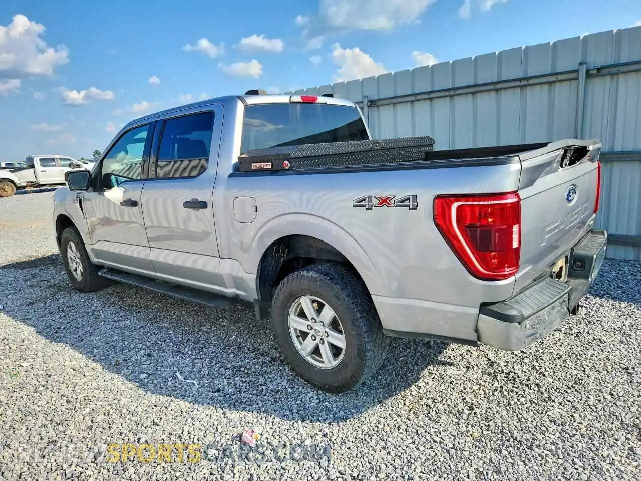 2 fotografías del automóvil dañado 1FTEW1EP8MKE76497 FORD F150 2021