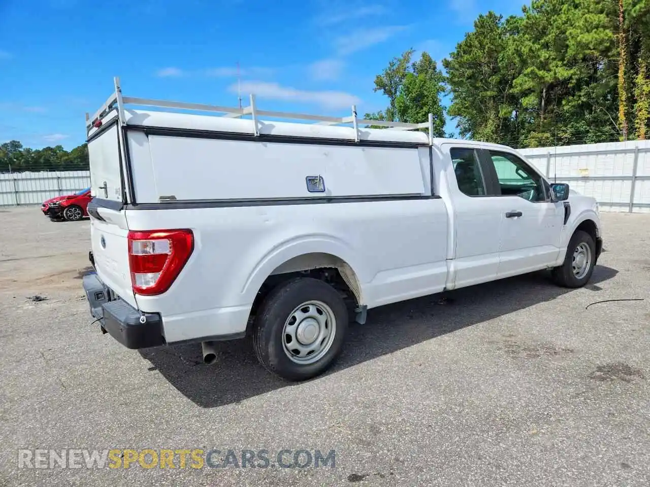 3 Photograph of a damaged car 1FTEX1C50MKE31768 FORD F150 2021