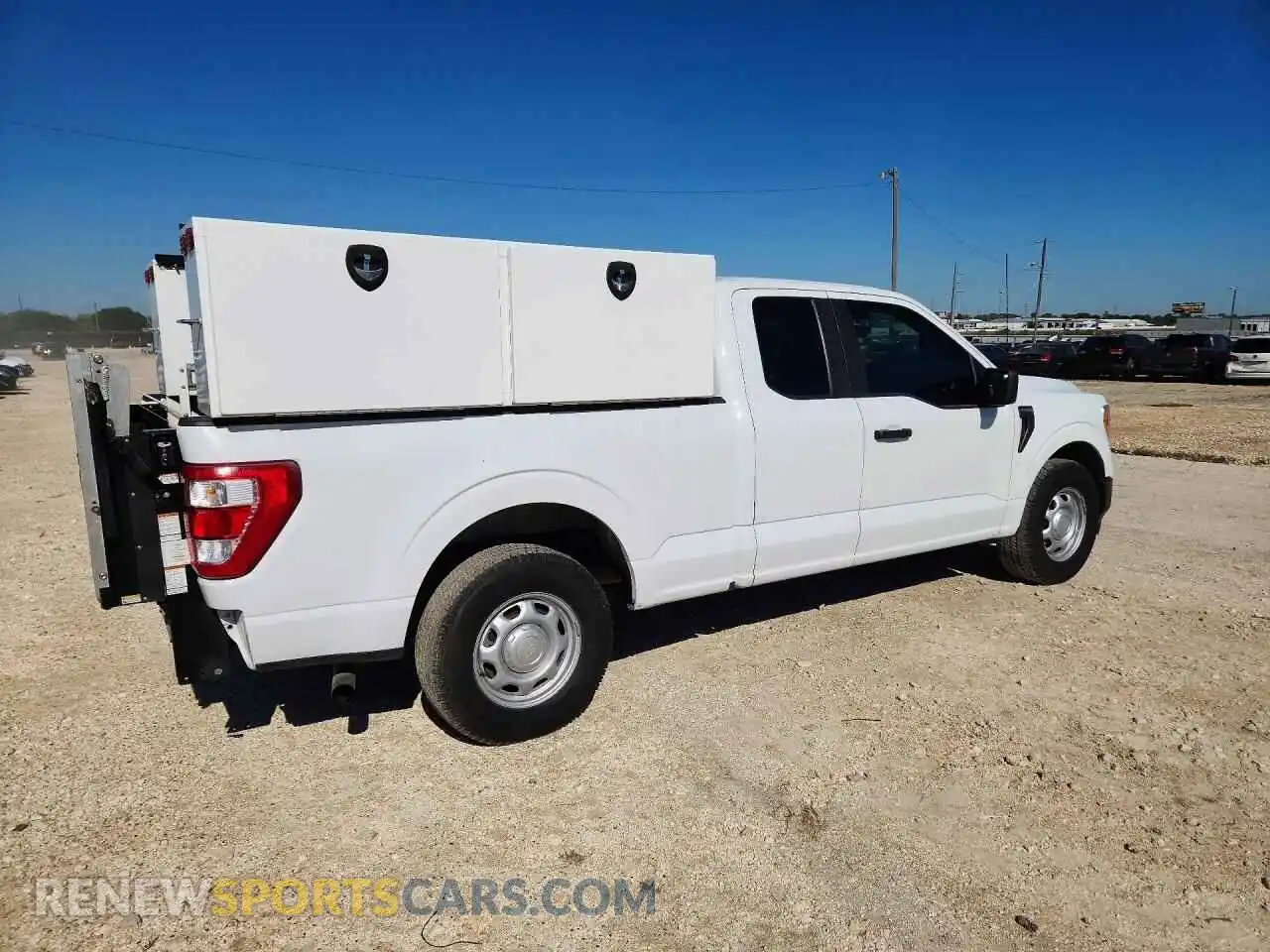3 fotografías del automóvil dañado 1FTEX1C81MKE94484 FORD F150 2021