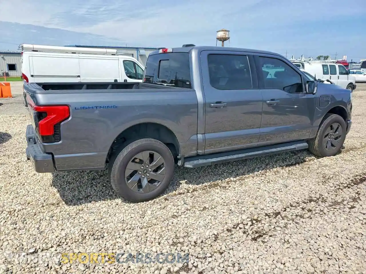 3 Photograph of a damaged car 1FT6W1EV7NWG03440 FORD F150 2022