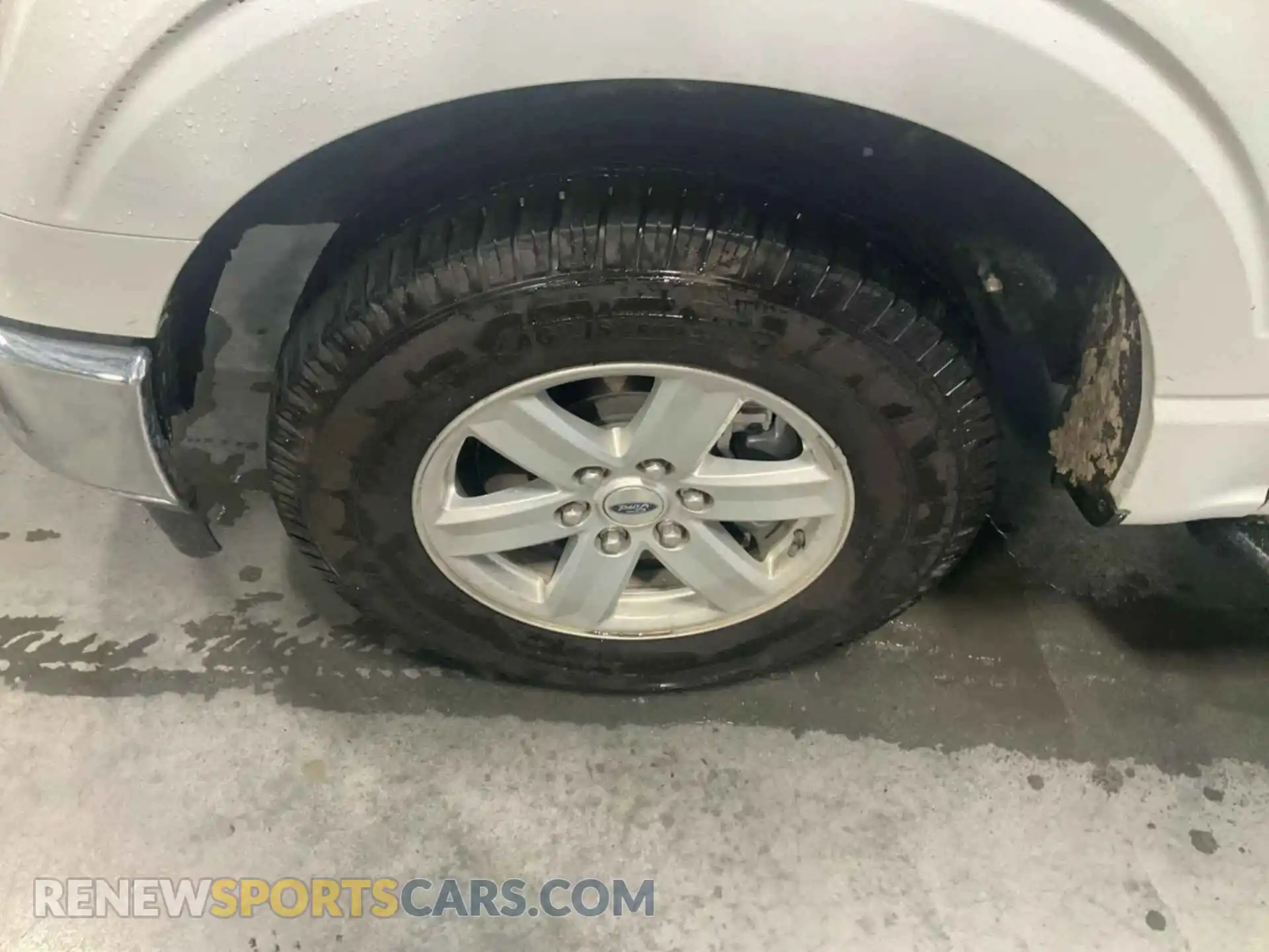 2 Photograph of a damaged car 1FTFW1CD5NFB29935 FORD F150 2022