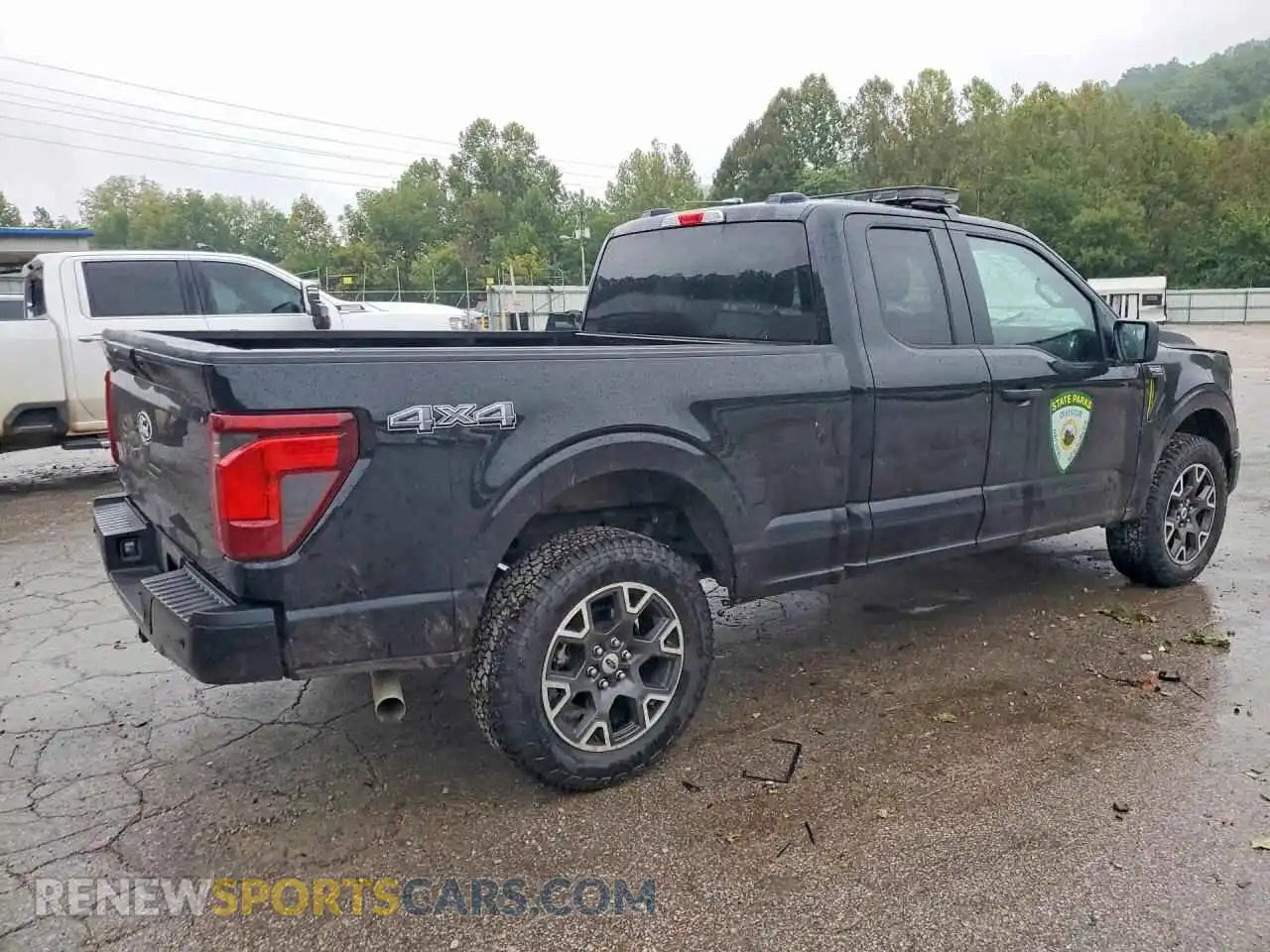 3 Photograph of a damaged car 1FTEX2LP2RKD71636 FORD F150 2024