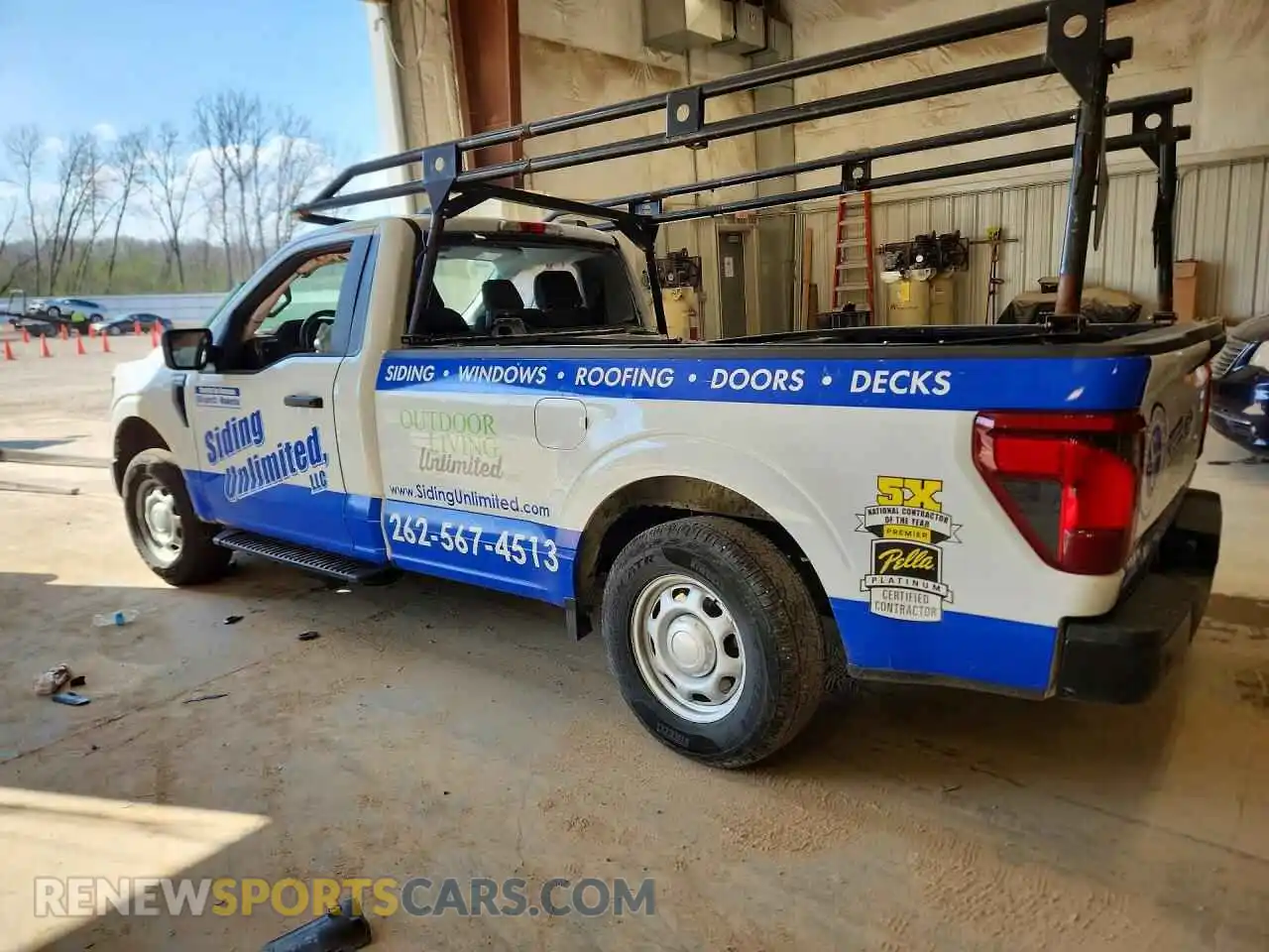 2 Photograph of a damaged car 1FTMF1LPXSKD15023 FORD F150 2025