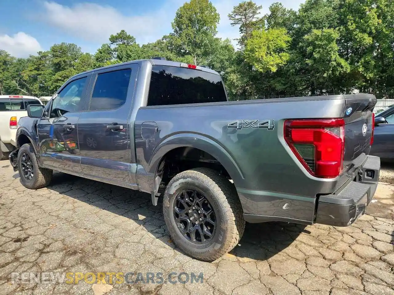 2 fotografías del automóvil dañado 1FTEW2LPXTKD37731 FORD F150 2026